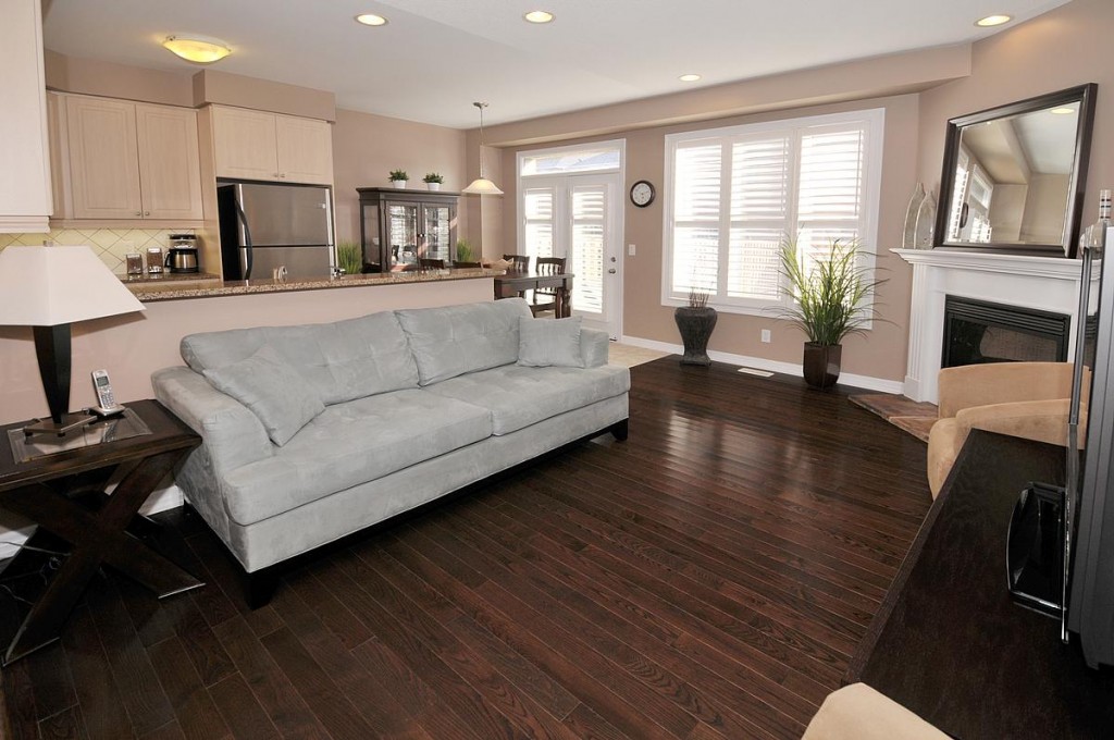 04_livingrm